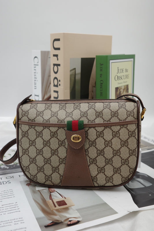 GUCCI Vintage Crossbody