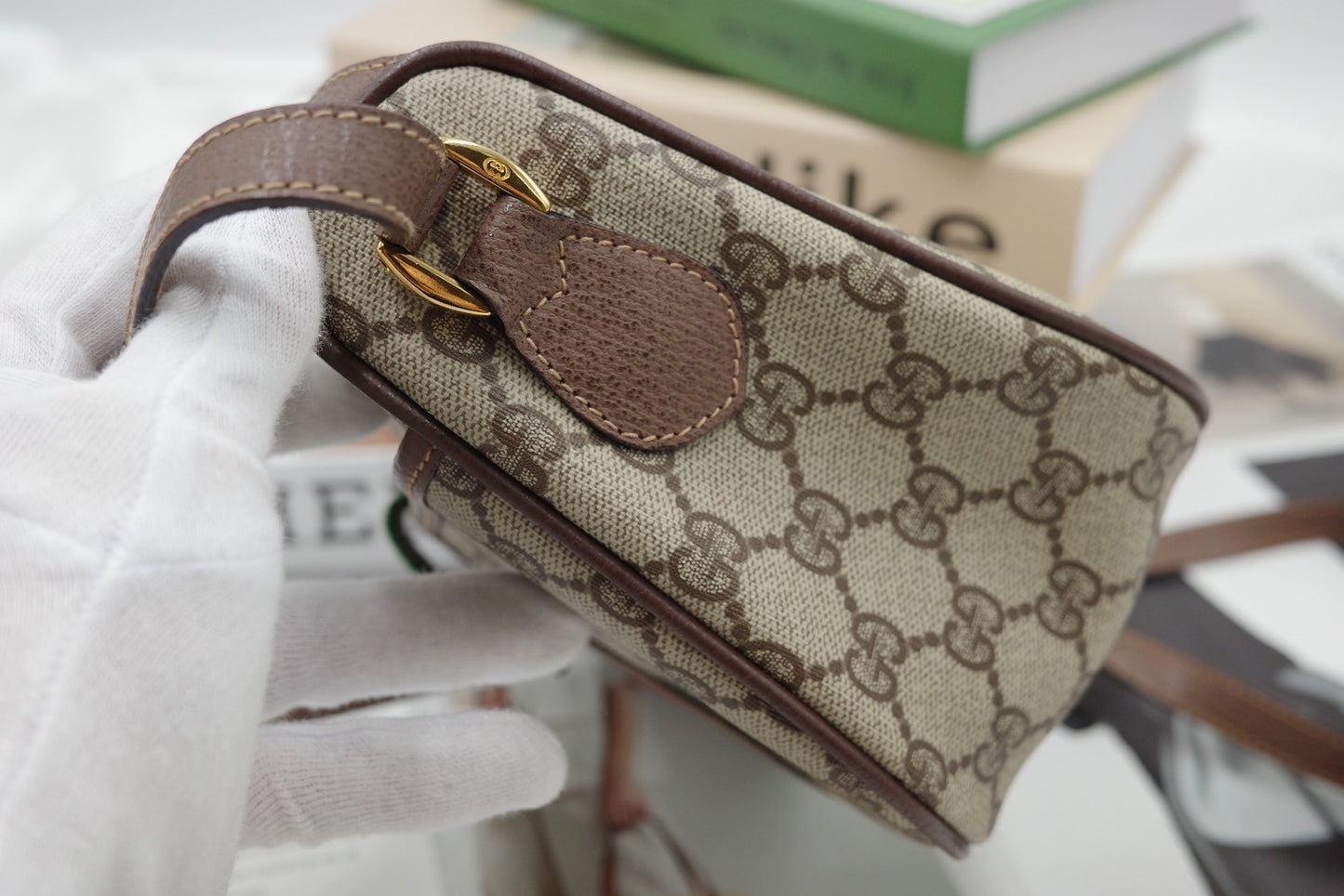 GUCCI Vintage Crossbody