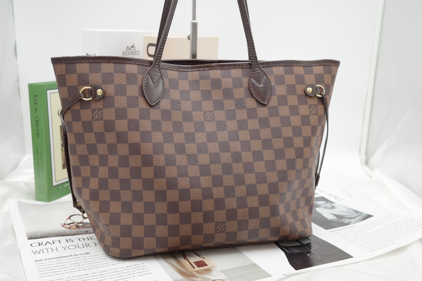 LV Damier Neverfull MM